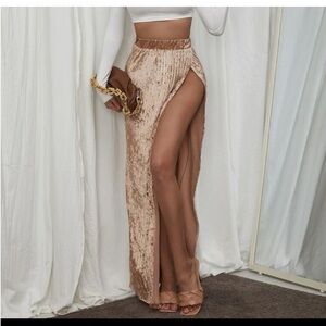 Pleated velvet rose gold high slit skirt